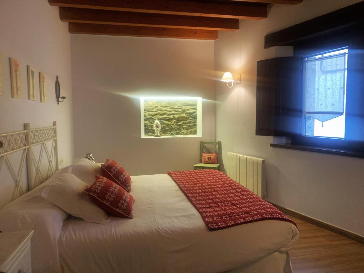 Alba D'Esteve. Casa Rural Espot Extérieur photo