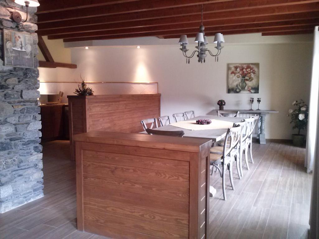 Alba D'Esteve. Casa Rural Espot Chambre photo